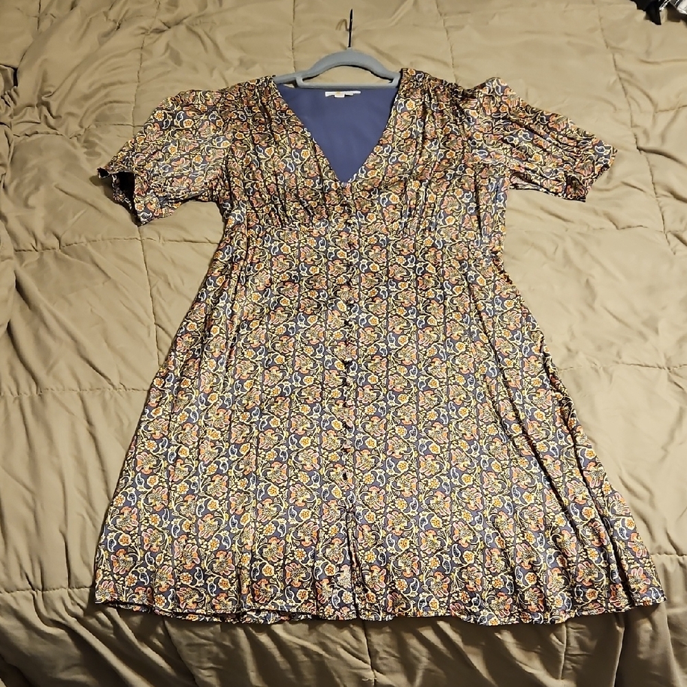 Floral V-Neck Dress